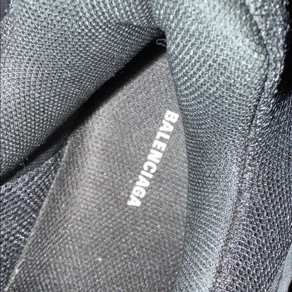 Balenciaga Black Sneakers - Picture 5 of 7